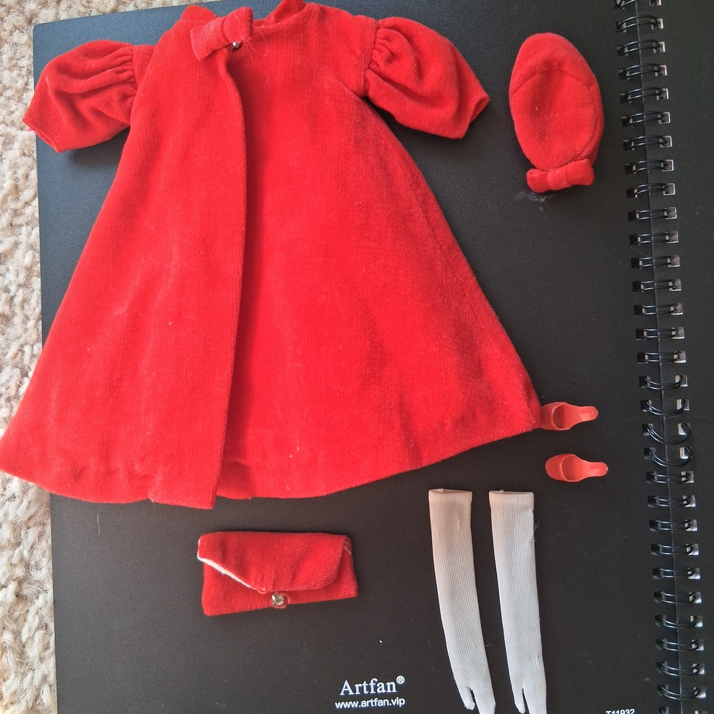 Barbie vintage red velvet flare swing coat and accessories #939